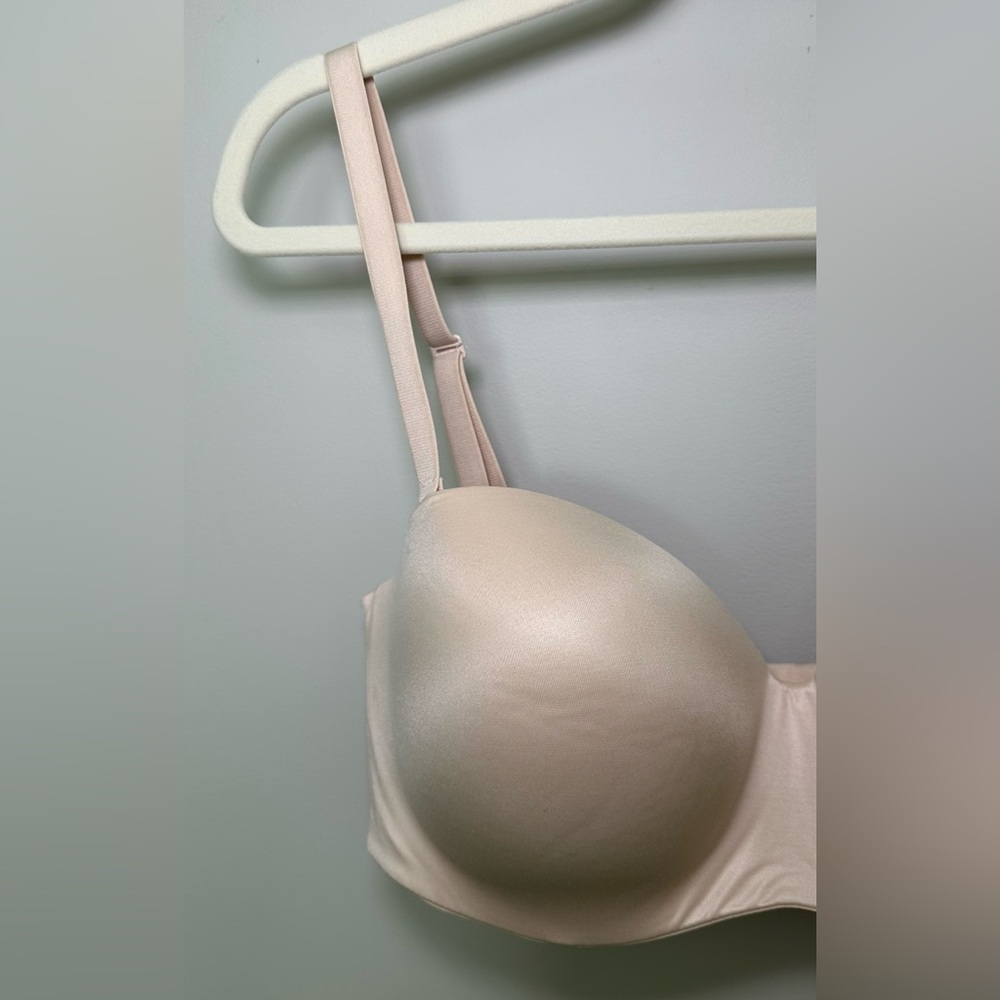 Victorias Secret Body‎ by Victoria Multi-Way Convertible Strapless Bra Nude 36DD - Picture 3 of 11